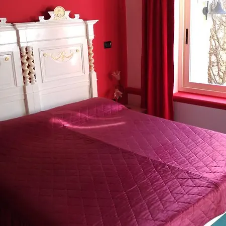 Palazzo Ricordi 4*